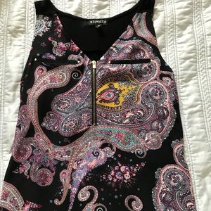 Express Sleeveless Shirt